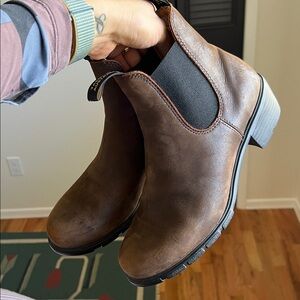 Bluestone heeled Chelsea boot, brown leather size 10